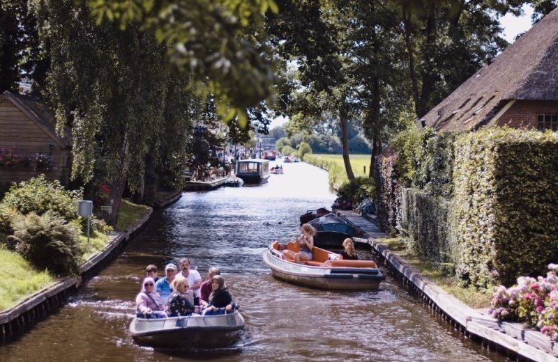Camping de blauwe lantaarn bij giethoorn