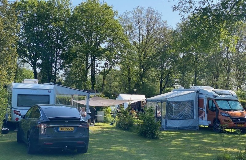 Kamperen-op-de-blauwe-lantaarn