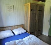 nr. 4a+4b Slaapkamer vakantiehuisje, op camping in Drenthe